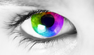 Farbige Kontaktlinse